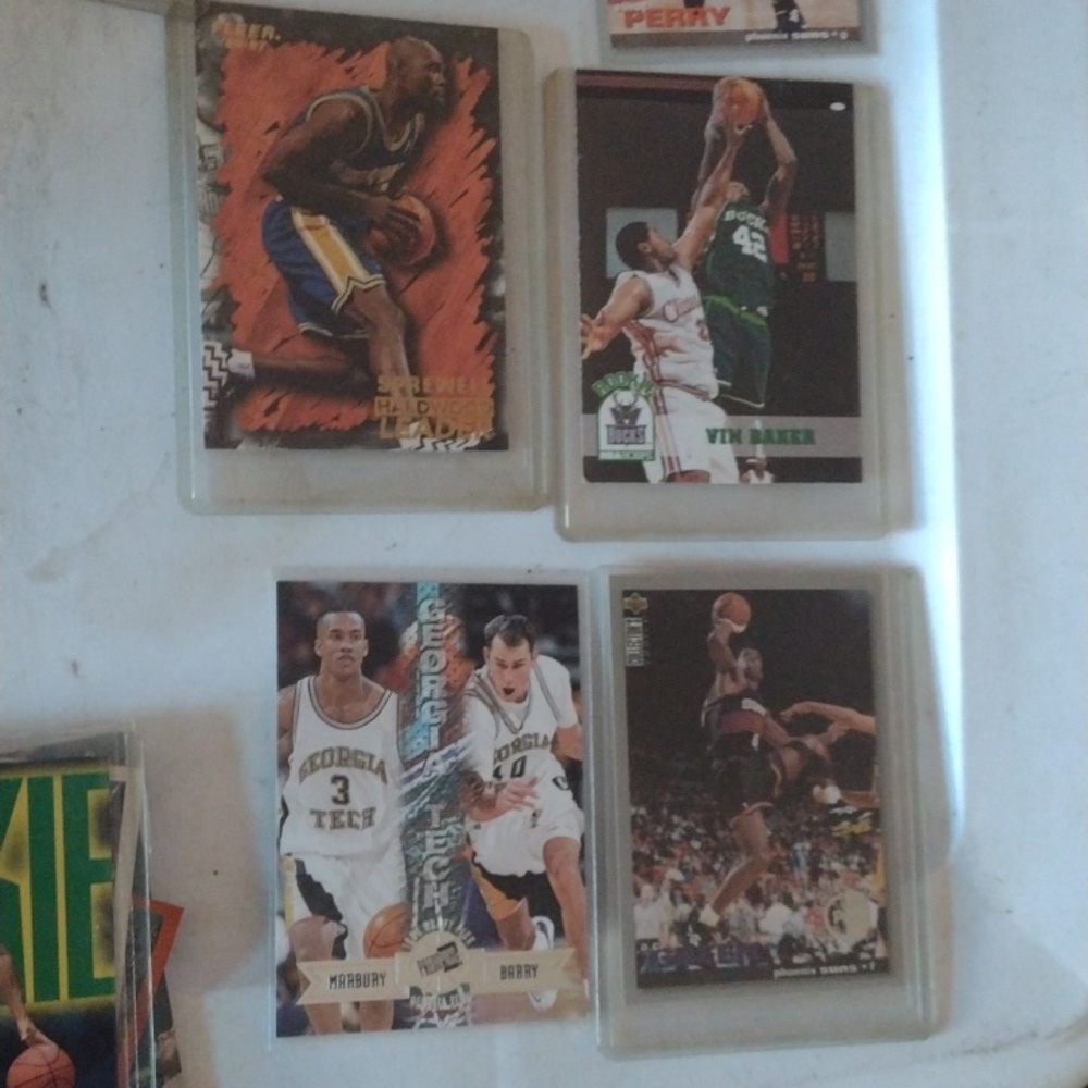 Assorted Basketball Trading Cards - Picture 3 of 6
